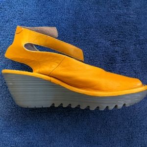 Fly London Yala wedge sandals size 9/40